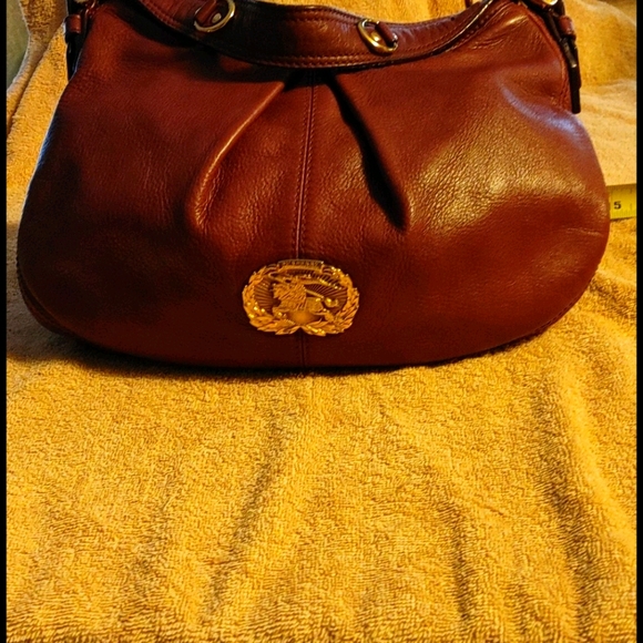 ♥️BURBERRY LEATHER PURSE!! - Picture 1 of 12